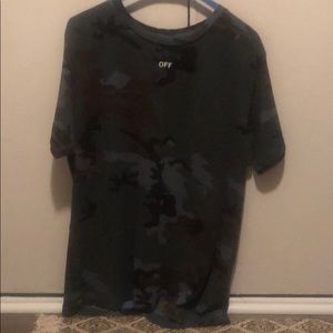 Off-White Tee Shirt
